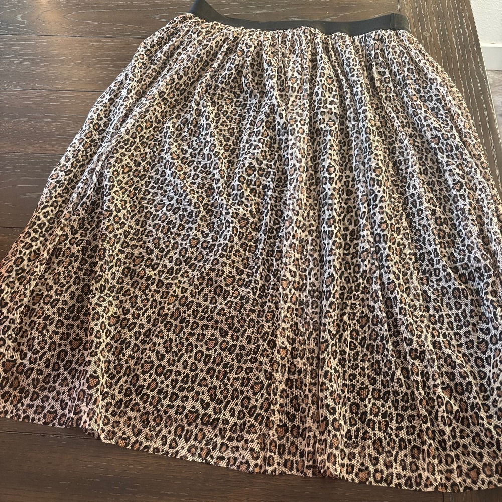 Leopard skirt